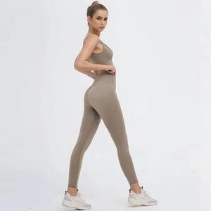 Ensemble de yoga 2 pièces pour femmes, leggings taille haute, haut court, couleur unie, côtelé, sans couture, extensible, vêtements de sport - Product Image 3