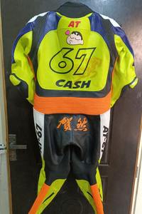 ชุดมอเตอร์ไซค์มืออาชีพขายส่ง สีเหลือง-น้ำเงิน ชุดหนัง ออกแบบและสกรีนโลโก้ได้ ใส่สบาย ดีไซน์สำหรับขับขี่มอเตอร์ไซค์ - Product Image 2