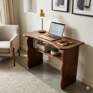 Escritorio de Estudio de Madera Sheesham Premium con Panel Curvo y Estante de Almacenamiento, Escritorio Moderno para Computadora Portátil, Estación de Trabajo para el Hogar - Product Image 1