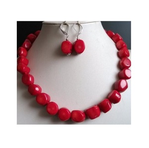 Collar de Resina Epoxi APEX ALIGN Premium para Mujer, con Colgante Hecho a Mano, Regalo para Amantes de la Moda - Product Image 2