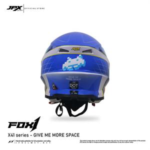 Le casque de motocross JPX Fox1 Motif X 41 offre une protection supérieure et un style audacieux pour une expérience de motocross ultime. - Product Image 4