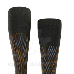 Chaussettes classiques confortables pour tous les jours, en tissu doux, légères, extensibles et élégantes, pour tenues décontractées et formelles. - Product Image 5