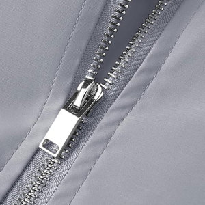 Chaqueta bomber para hombre a bajo precio en venta, estilo y logotipo personalizados en chaquetas para hombre, poliéster impermeable de alta calidad. - Product Image 3