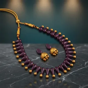 Conjunto de Collar de Cuentas Metálicas Chapadas en Oro Púrpura Ecológico, Joyería Tradicional India, Regalo para Festivales y Bodas - Product Image 1