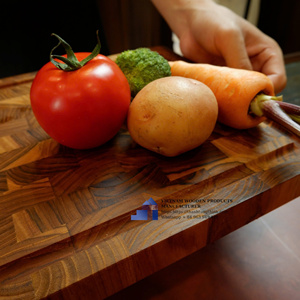 Tabla de cortar de madera de acacia con veta longitudinal, utensilios de cocina de madera personalizados, fabricados en Vietnam por el fabricante - Product Image 1