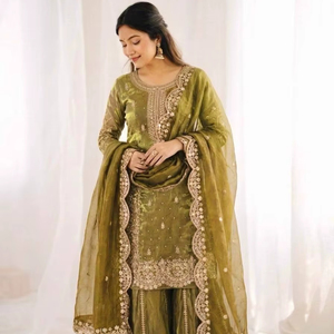 Ensemble de costume palazzo indien de créateur avec dupatta brodée - Product Image 1