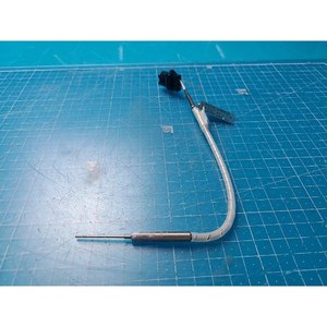 Thermomètre à résistance au platine HAYASHI JPt100-0.15-1-M-3 98387, utilisé comme pièce détachée d'équipement semi-conducteur d'époque - Product Image 6