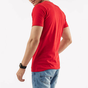 T-shirt décontracté pour homme en matière légère, idéal pour un style confortable au quotidien - Product Image 4