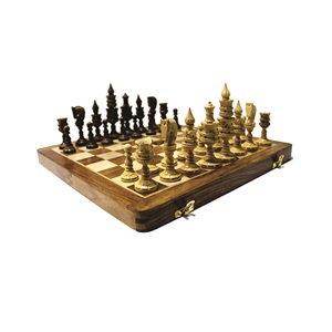 Juego de ajedrez de madera hecho a mano de lujo, tablero de ajedrez de madera tallada a medida, juego de ajedrez magnético plegable de alta calidad para regalo. - Product Image 1