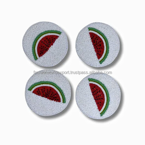 Juego de posavasos hechos a mano, elegantes, morados y plateados, con cuentas hechas a mano, esteras redondas para bebidas para Decoración de mesa moderna y elegante - Product Image 2