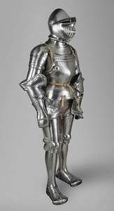 Fabricant OEM – Armure complète en métal style chevalier avec détails authentiques pour l'aménagement de châteaux, couloirs et musées - Product Image 6