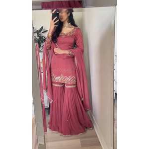 Blusas de Chifón de Diseño con Mangas Tres Cuartos y Bordado Intenso con Lentejuelas, Incluye Blusa, Pantalón y Dupatta - Product Image 3