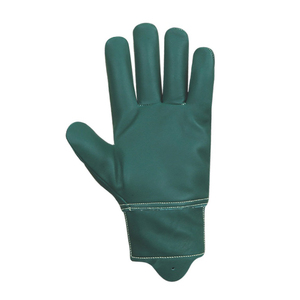 Les gants de conduite conçus pour une utilisation régulière offrent une adhérence fiable et favorisent un mouvement de direction fluide. - Product Image 6