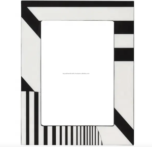Marco de fotos con incrustaciones de hueso para Decoración de mesa Marco DE FOTOS tallado a mano con tiras blancas Imágenes de Tayyab Handicraft - Product Image 1
