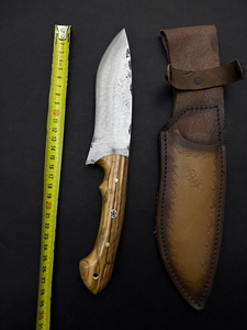 Cuchillo de Caza Bowie Jexa Jexa-HC-175, Acero con Alto Contenido de Carbono 5160, Hoja Fija con Borde Parcialmente Dentado, Mango de Madera de Olivo, Funda de Cuero - Product Image 2