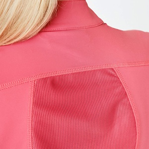 Chemise de compétition équestre de haute qualité, extensible dans 4 directions, en tissu technique doux au toucher, idéale pour la compétition et les spectacles. - Product Image 3