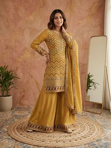 Combinaisons Palazzo de créateur avec broderies et sequins, tenues de soirée, disponibles en gros. - Product Image 3