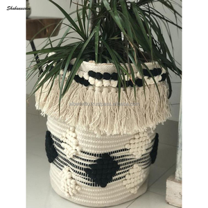 Lujosa cesta de almacenamiento de accesorios de armario nueva cesta de almacenamiento tejida a mano para interior y exterior cesta de pared bohemia de la India - Product Image 1