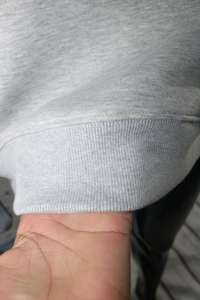 Sudadera IOWA NURSING HEATHER GREY con cuello alto, 100% BLANCA, con apliques bordados, cuello ancho, hilos finos - Product Image 5