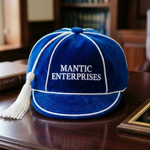 Casquette en velours bleu Mantic Enterprises avec pompon blanc, logo brodé à la main, style anglais, unisexe, pour adulte - Product Image 6