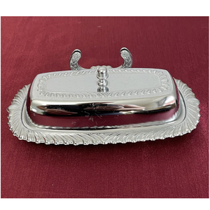 Beurrier en acier inoxydable au design durable avec couvercle poli et base large, idéal pour les repas en famille et les utilisations quotidiennes. - Product Image 3