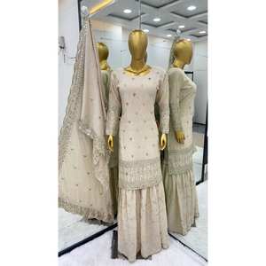 ชุดปักลายสำหรับนักออกแบบเสื้อท่อนบนและ dupatta ขนาด XL - Product Image 1