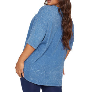 Camisetas de mujer al por mayor de alta calidad con lavado ácido, personalizables, de corte ajustado, lisas, para fitness, entrenamiento y uso casual. - Product Image 2