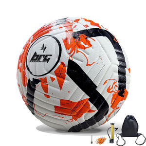 Balón de fútbol termosellado de nuevo diseño, ligero, para todo tipo de clima, de cuero PU. - Product Image 1