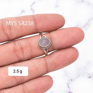 Anillo de cuarzo rosa en plata de ley 925, hecho a mano con piedras preciosas y anillos de plata ligeros, joyería a precio de mayoreo. - Product Image 1