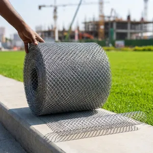 Lámina Metálica Perforada Galvanizada de Grado Industrial, Rollo de Malla con Orificios en Forma de Diamante para Cercas de Alta Seguridad IRAJ ENGINEERS IE - Product Image 1