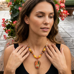 Collar de Corazón Hecho a Mano con Resina, Diseño en Espiral, Colgante con Cuentas, Joyería de Moda para Boda - Product Image 1