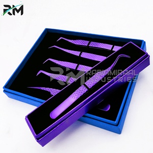 Pince à cils professionnelle en fibre de plasma violette avec logo personnalisé, en acier inoxydable durable, pour extensions de cils, avec grip diamanté - Product Image 3