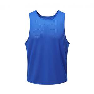 Breathable Lightweight Running Singlet for Athletes - Product Image 4