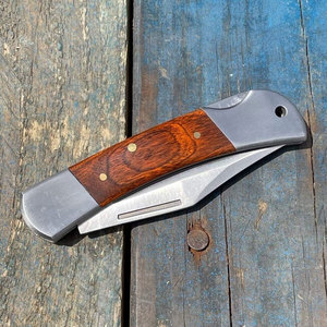Couteau de poche en acier damas inoxydable de haute qualité avec manche en bois, couteau de survie pour l'extérieur, idéal pour les applications en cuir - Product Image 4