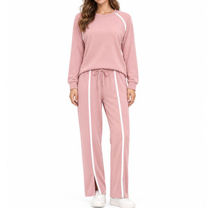 Survêtement pour femmes de bonne qualité, tendance, avec logo personnalisé, léger, à bas prix - Product Image 1
