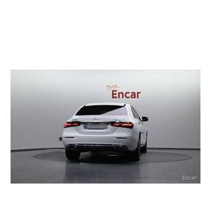 Mercedes-Benz Clase E E350 4MATIC Exclusive Noviembre 2023 13,990 km Caja de Cambios Automática Asientos de Cuero Cámara Trasera - Product Image 4