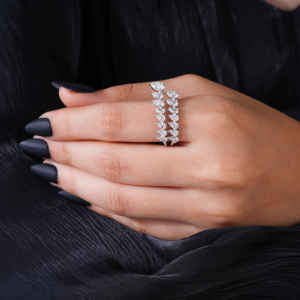 Bague en or blanc 14 carats avec moissanite taille poire pour femme, luxe, 1,98 carat de poids total, 4,68 grammes, bijoux fins pour mariage et fiançailles, cadeau - Product Image 2