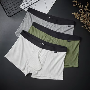 Calzoncillos bóxer transpirables para hombre con bolsa de realce en U convexa, absorción de sudor y esquinas planas - Product Image 4