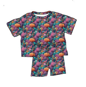 Conjunto de chándal para niños pequeños: Camiseta vintage oversize y pantalones cortos cargo de algodón, 2 piezas, estilo urbano, alta calidad - Product Image 6