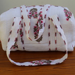 Cotton Quilted Duffle <b>Bag</b> Floral Print Large Capacity Weekender Travel Shoulder <b>Bag</b> Fashionable Overnight Shopping Duffle <b>Bag</b> - Product Image 1