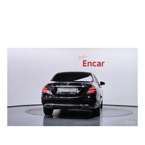 2019 Mercedes-Benz E-Class E300 4MATIC Exclusive 95,647 km Automatic Gearbox Leather Seats Left Steering Rear Camera - Product Image 4