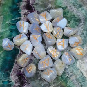 Juego de runas orgoneCrystal de nueva llegada, juego de Runas de encaje azul con bolsa de terciopelo gratis, juego de curación de Runas de Piedra grabada de ágata natural - Product Image 2