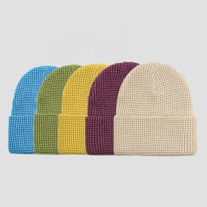 Bonnet d'hiver en gros, bonnet tricoté double couche, bonnet d'hiver personnalisé avec logo pour l'extérieur - Product Image 5