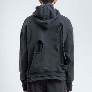 เสื้อฮู้ดดี้ผู้ชายแบบขาดๆ ทรงโอเวอร์ไซส์ สั่งทำได้ MOQ ต่ำ ผ้าเฟรนช์เทอร์รี่ ระบายอากาศได้ดี - Product Image 3