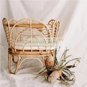 Adorable flower design natural rattan bassinet for doll accessories child-safe wicker crib playing room wholesale