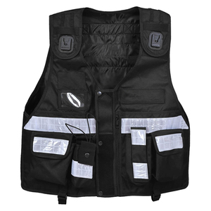 เสื้อกั๊กสะท้อนแสงมาตรฐานความปลอดภัย 4 กระเป๋า ซิปติด  รับสกรีนโลโก้  ชุดทำงานมองเห็นได้ชัดเจน  สำหรับทุกเพศ  ผลิตจากโพลีเอสเตอร์ - Product Image 3