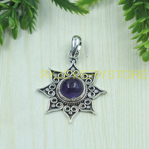 Colgante de Sol con Gema de Amatista, Hecho a Mano, Plata de Ley 925, Diseño Floral Mandala Boho, Joyería Espiritual, Regalo para Mujeres y Unisex - Product Image 6