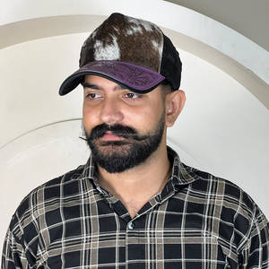 Gorra de Cuero Vacuno Genuino Hecha a Mano de Alta Calidad con Visera Floral, Diseño de Béisbol, Cierre a Presión, para Hombre y Mujer - Product Image 2