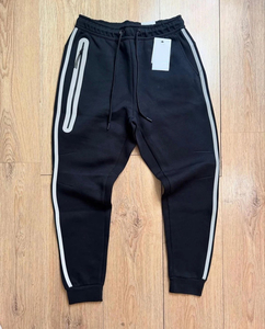 Conjunto de Sudadera con Capucha y Pantalones Deportivos de Forro Polar Térmico de Alta Calidad para Hombre, de Secado Rápido, con Color y Logotipo Personalizables - Product Image 5