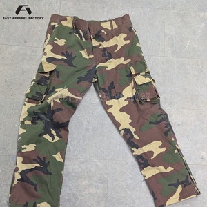 Men Camo <b>Joggers</b> made from premium cotton <b>polyester</b> fabric comfortable breathable durable perfect for casual wear and streetwear - Product Image 6